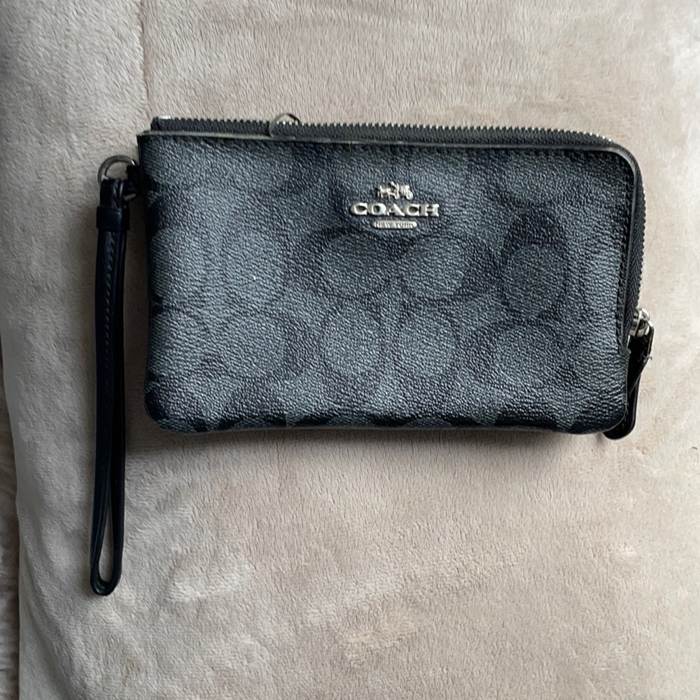 Coach double zip corner wristlet